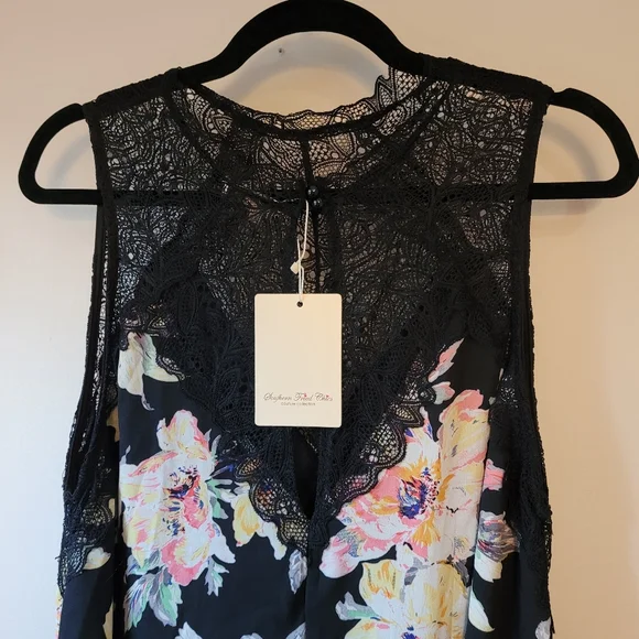 SOUTHERN FRIED CHICS Couture Collection Spring Treasures Lace & Floral MiniDress - Picture 2 of 15